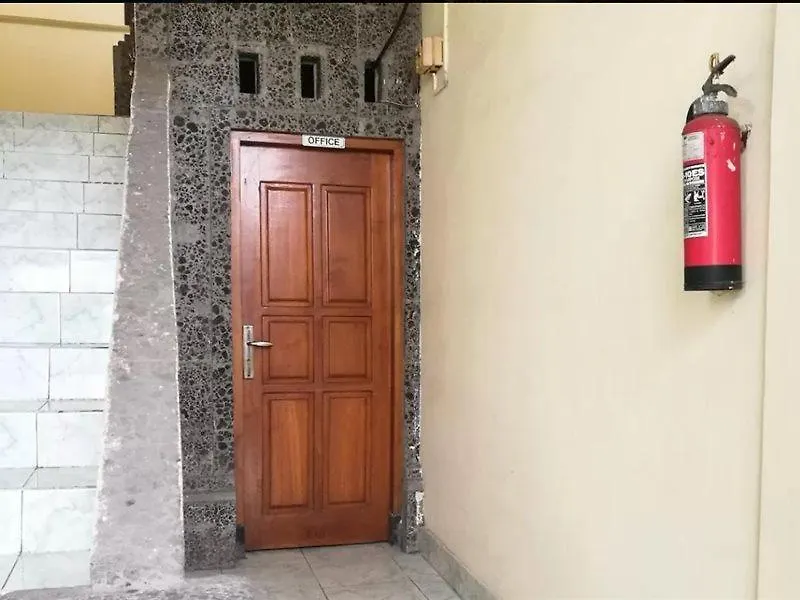 Oyo 3902 Pondok 828 Residence Pesanggaran