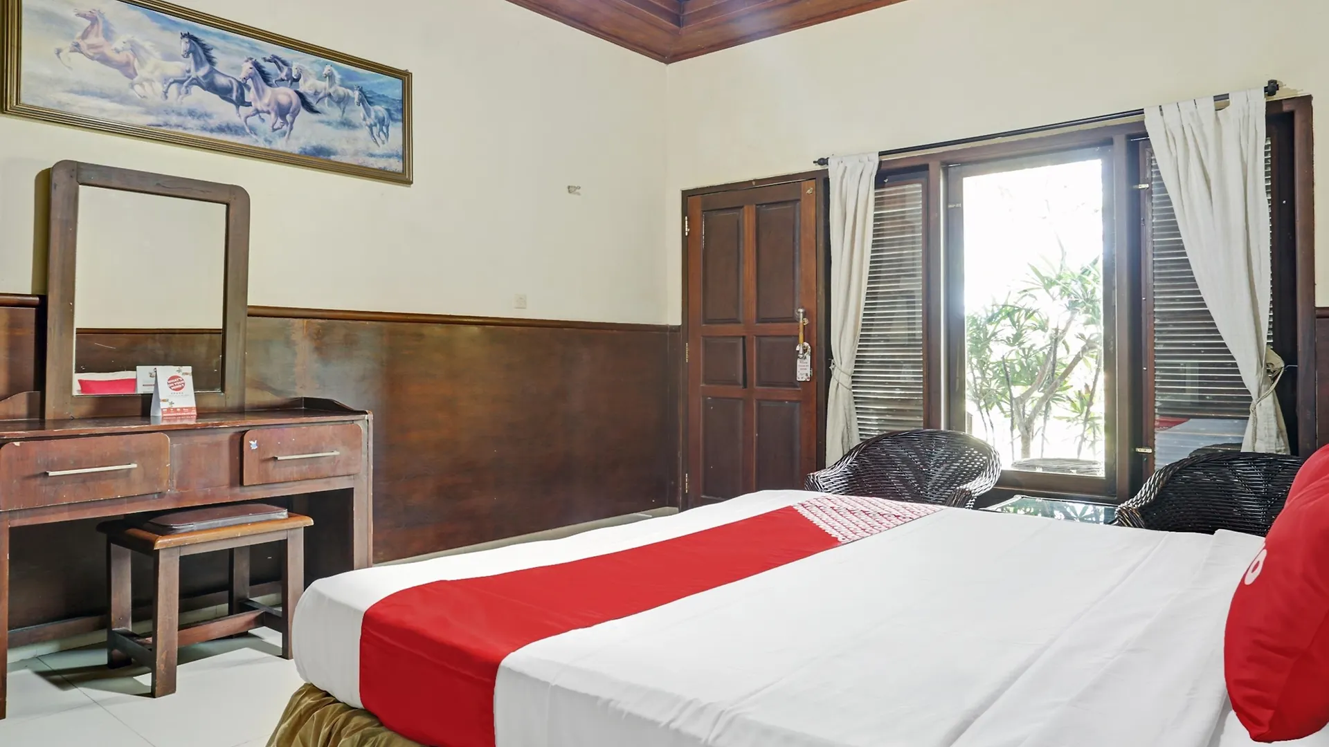 Oyo 3902 Pondok 828 Residence Pesanggaran Indonesia